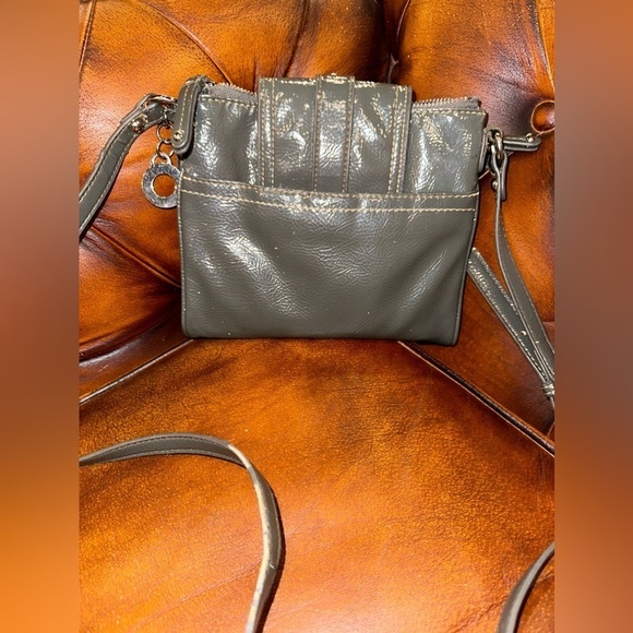 Nine West Gray Faux Leather Crossbody Bag Buckle Detail Multi-Pocket Boho Purse - Picture 6 of 10